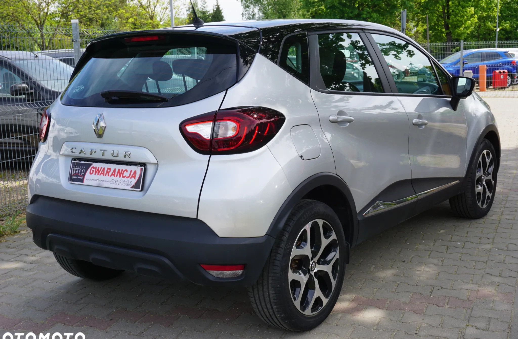 Renault Captur cena 59900 przebieg: 36000, rok produkcji 2019 z Praszka małe 172